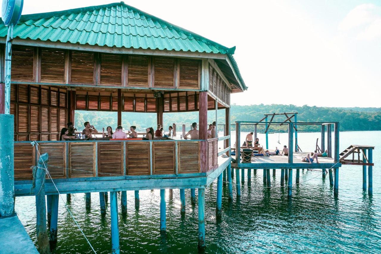 Mad Monkey Koh Rong Samloem Ostello Koh Rong Sanloem Esterno foto