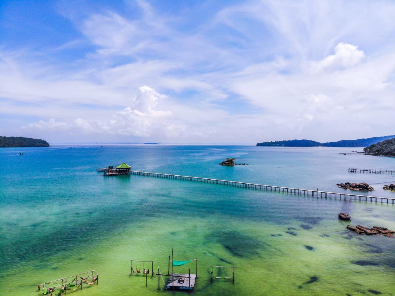 Mad Monkey Koh Rong Samloem Ostello Koh Rong Sanloem Esterno foto